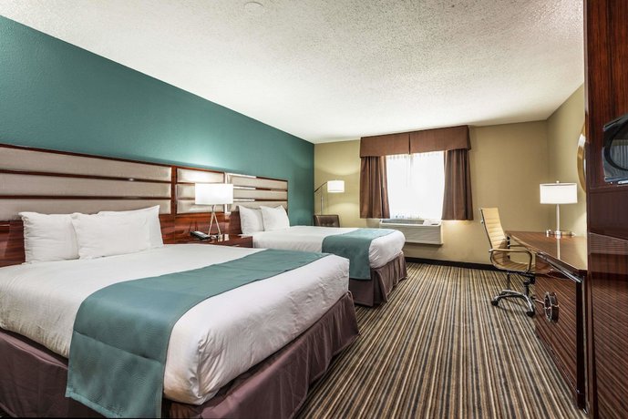 Imagen de la habitación del Hotel Baymont By Wyndham Copley Akron. Foto 9