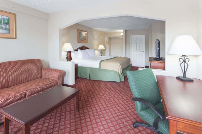 Imagen de la habitación del Hotel Baymont By Wyndham Covington. Foto 10