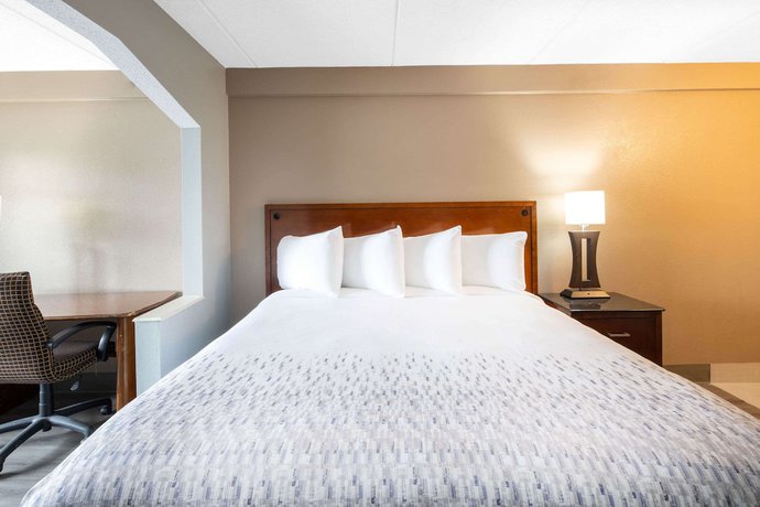 Imagen de la habitación del Hotel Baymont By Wyndham Covington. Foto 15