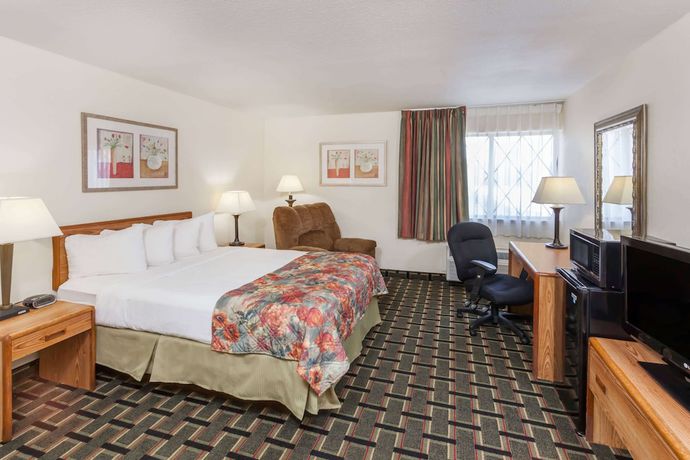 Imagen de la habitación del Hotel Baymont By Wyndham Decatur. Foto 2