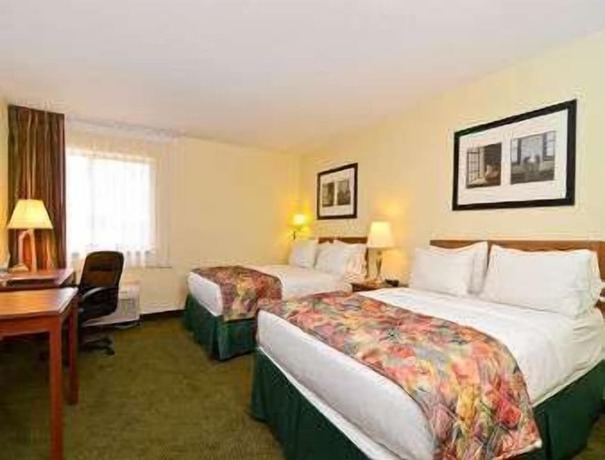 Imagen de la habitación del Hotel Baymont By Wyndham Decatur. Foto 7