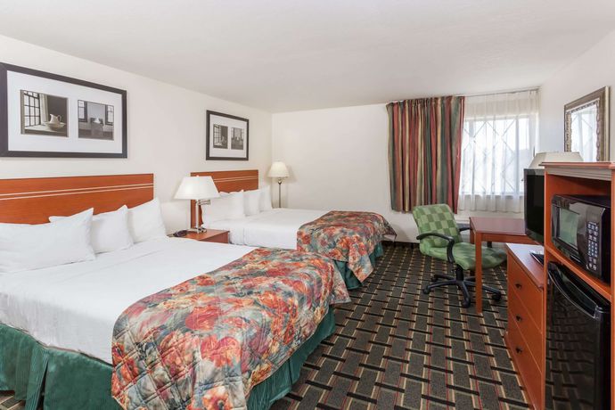 Imagen de la habitación del Hotel Baymont By Wyndham Decatur. Foto 8