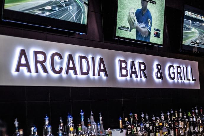 Imagen del bar/restaurante del Hotel Baymont By Wyndham Delavan Near Lake Geneva. Foto 4