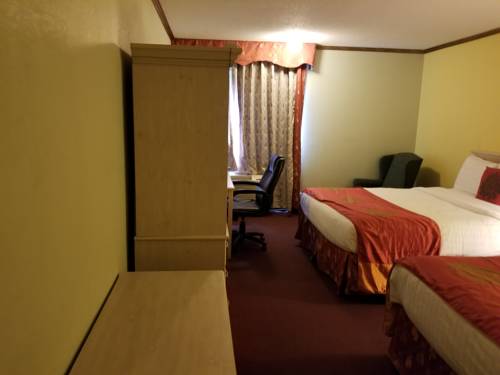 Imagen de la habitación del Hotel Baymont By Wyndham Des Moines North. Foto 2