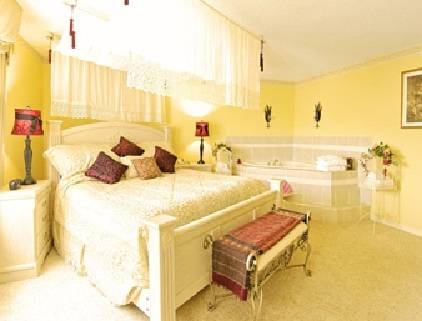 Imagen de la habitación del Hotel Baymont By Wyndham Des Moines North. Foto 13