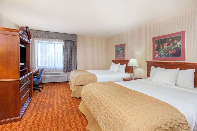 Imagen de la habitación del Hotel Baymont By Wyndham Detroit/roseville. Foto 13