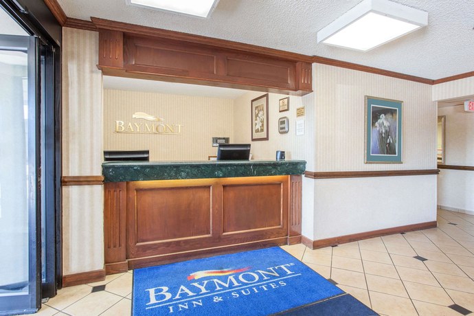 Imagen de los interiores del Hotel Baymont By Wyndham Detroit/roseville. Foto 14