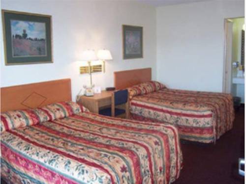 Imagen de la habitación del Hotel Baymont By Wyndham Dothan. Foto 2