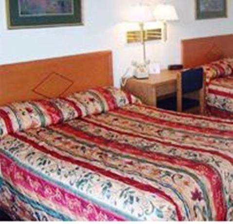 Imagen de la habitación del Hotel Baymont By Wyndham Dothan. Foto 8