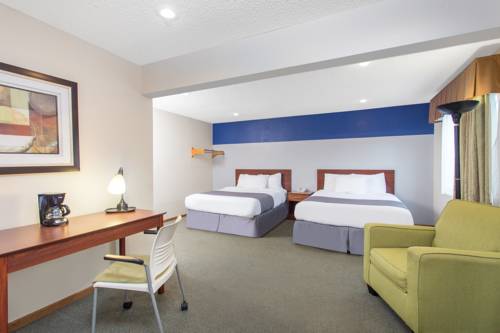 Imagen de la habitación del Hotel Baymont By Wyndham Dubuque. Foto 6
