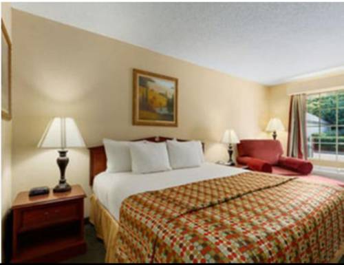 Imagen de la habitación del Hotel Baymont By Wyndham Easley/greenville. Foto 10