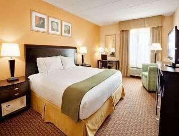 Imagen de la habitación del Hotel Baymont By Wyndham East Windsor Bradley Airport. Foto 1