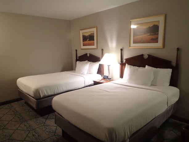 Imagen de la habitación del Hotel Baymont By Wyndham Effingham. Foto 3