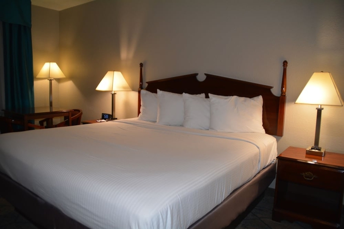 Imagen de la habitación del Hotel Baymont By Wyndham Effingham. Foto 4