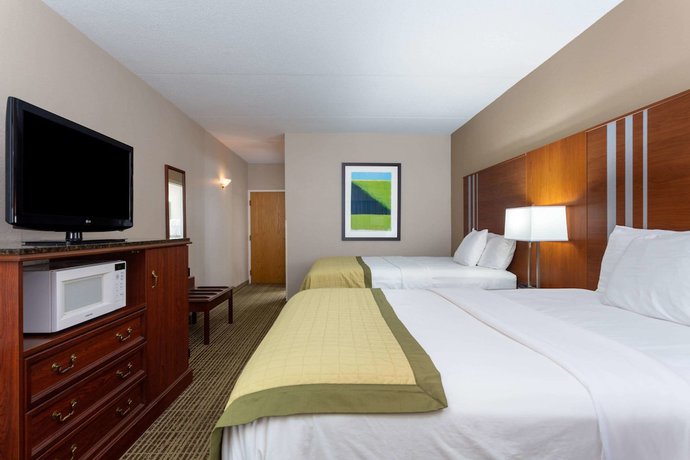 Imagen de la habitación del Hotel Baymont By Wyndham Elkhart. Foto 10