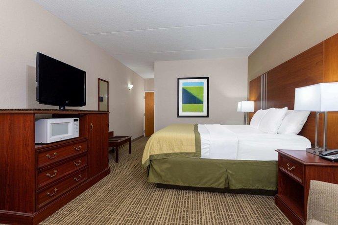 Imagen de la habitación del Hotel Baymont By Wyndham Elkhart. Foto 14