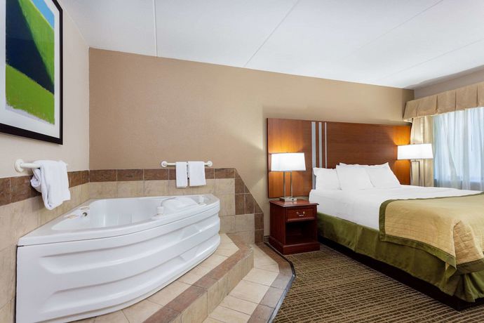 Imagen de la habitación del Hotel Baymont By Wyndham Elkhart. Foto 16