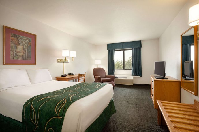 Imagen de la habitación del Hotel Baymont By Wyndham Elko. Foto 3