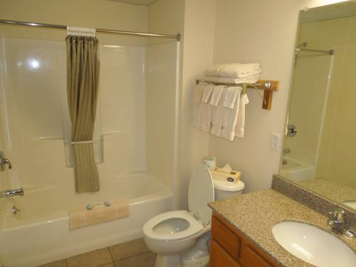 Imagen de la habitación del Hotel Baymont By Wyndham Essex Burlington Area. Foto 5