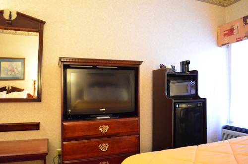 Imagen de la habitación del Hotel Baymont By Wyndham Fayetteville. Foto 7