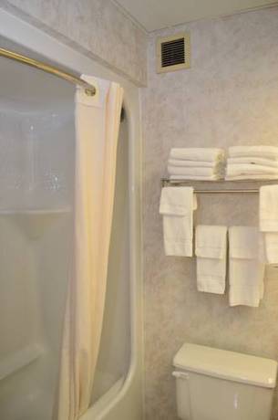 Imagen de la habitación del Hotel Baymont By Wyndham Fayetteville. Foto 8