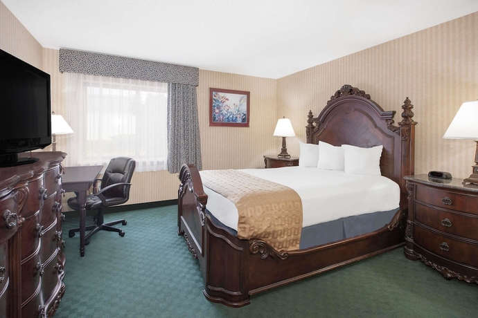 Imagen de la habitación del Hotel Baymont By Wyndham Flint. Foto 8