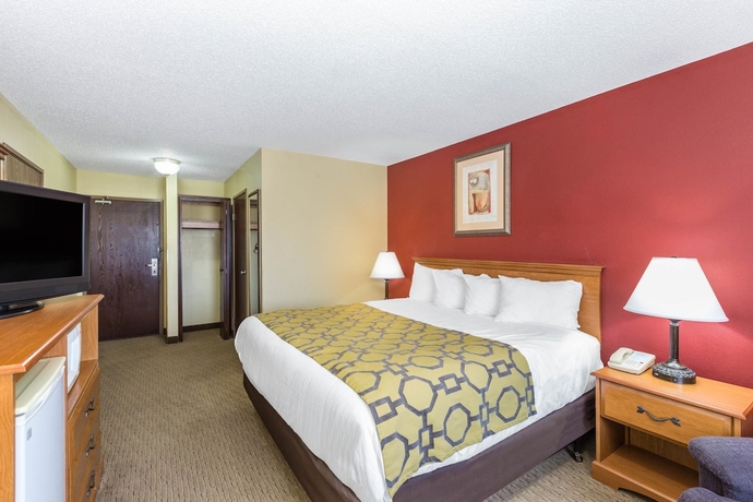 Imagen de la habitación del Hotel Baymont By Wyndham Fort Dodge. Foto 7