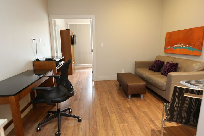 Imagen de la habitación del Hotel Baymont By Wyndham Fort Mcmurray. Foto 15
