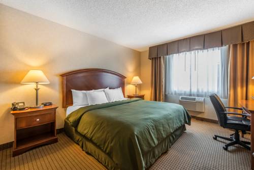 Imagen de la habitación del Hotel Baymont By Wyndham Fort Morgan. Foto 10