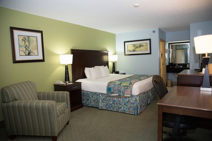 Imagen de la habitación del Hotel Baymont By Wyndham Fort Walton Beach Mary Esther. Foto 2