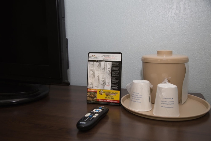 Imagen de la habitación del Hotel Baymont By Wyndham Fort Walton Beach Mary Esther. Foto 6