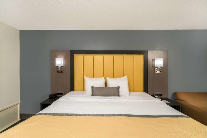 Imagen de la habitación del Hotel Baymont By Wyndham Franklin/cool Springs. Foto 7