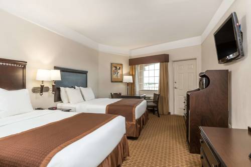 Imagen de la habitación del Hotel Baymont By Wyndham Galveston. Foto 5