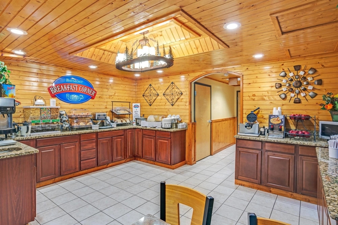 Imagen del bar/restaurante del Hotel Baymont By Wyndham Gatlinburg On The River. Foto 2