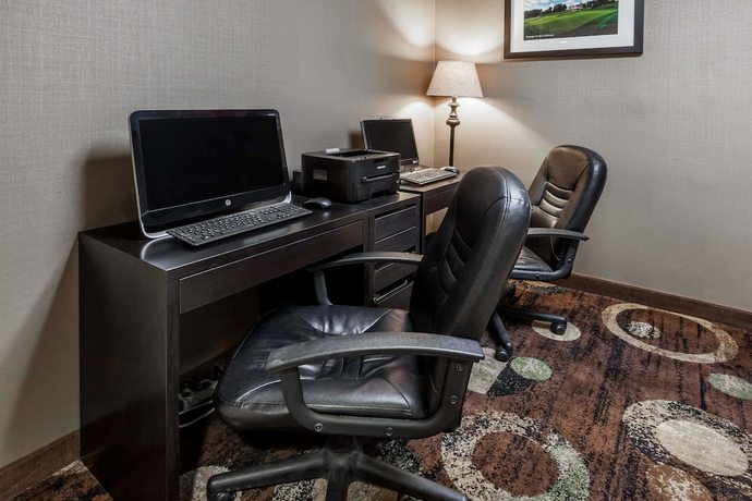 Imagen de los interiores del Hotel Baymont By Wyndham Gaylord. Foto 18