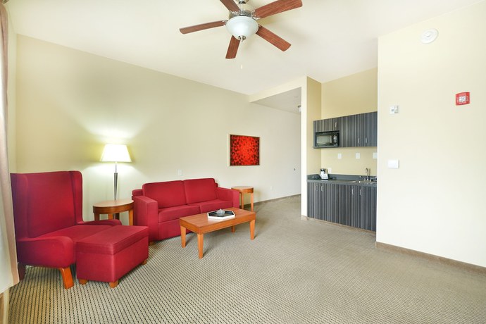 Imagen de la habitación del Hotel Baymont By Wyndham Grand Forks. Foto 2