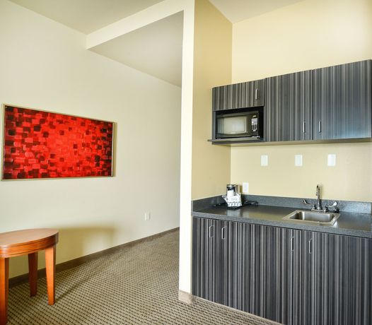 Imagen de la habitación del Hotel Baymont By Wyndham Grand Forks. Foto 8