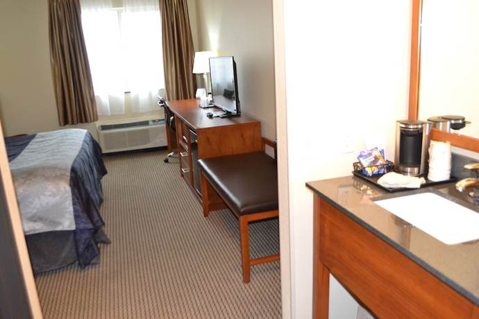 Imagen de la habitación del Hotel Baymont By Wyndham Grand Forks. Foto 18