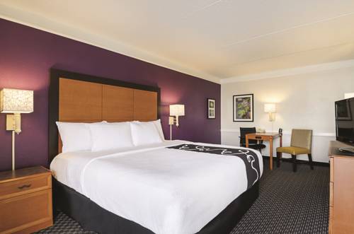Imagen de la habitación del Hotel Baymont By Wyndham Greenville Woodruff Rd. Foto 8