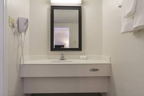 Imagen de la habitación del Hotel Baymont By Wyndham Greenville Woodruff Rd. Foto 13