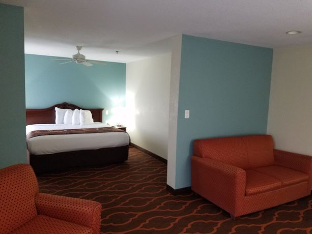 Imagen de la habitación del Hotel Baymont By Wyndham Grovetown Augusta. Foto 9