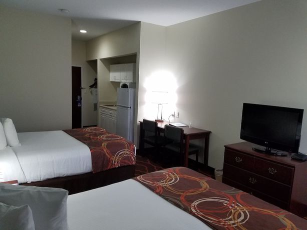 Imagen de la habitación del Hotel Baymont By Wyndham Grovetown Augusta. Foto 10