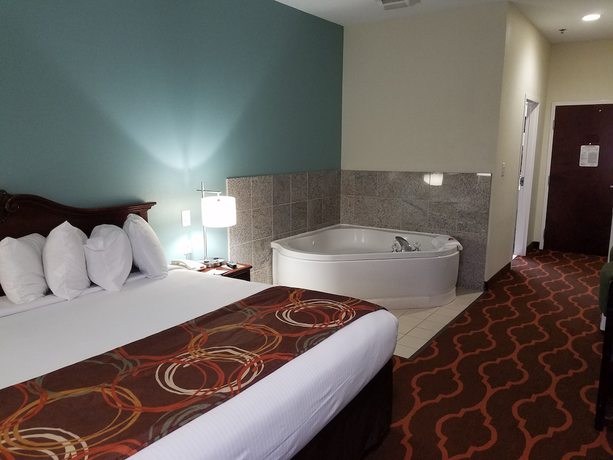 Imagen de la habitación del Hotel Baymont By Wyndham Grovetown Augusta. Foto 15