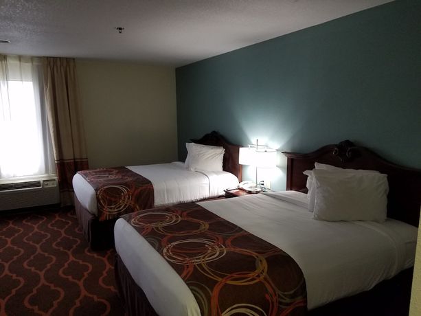 Imagen de la habitación del Hotel Baymont By Wyndham Grovetown Augusta. Foto 17