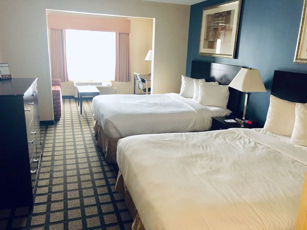Imagen de la habitación del Hotel Baymont By Wyndham Gurnee. Foto 2