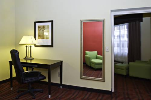 Imagen de la habitación del Hotel Baymont By Wyndham Harrisburg. Foto 3