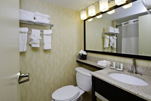 Imagen de la habitación del Hotel Baymont By Wyndham Harrisburg. Foto 7