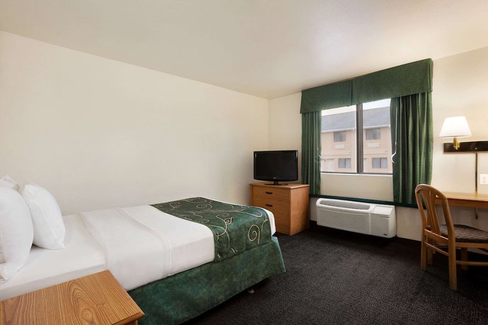 Imagen de la habitación del Hotel Baymont By Wyndham Hearne. Foto 8