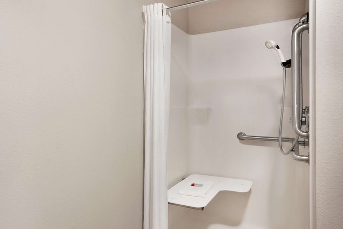 Imagen de la habitación del Hotel Baymont By Wyndham Hearne. Foto 13