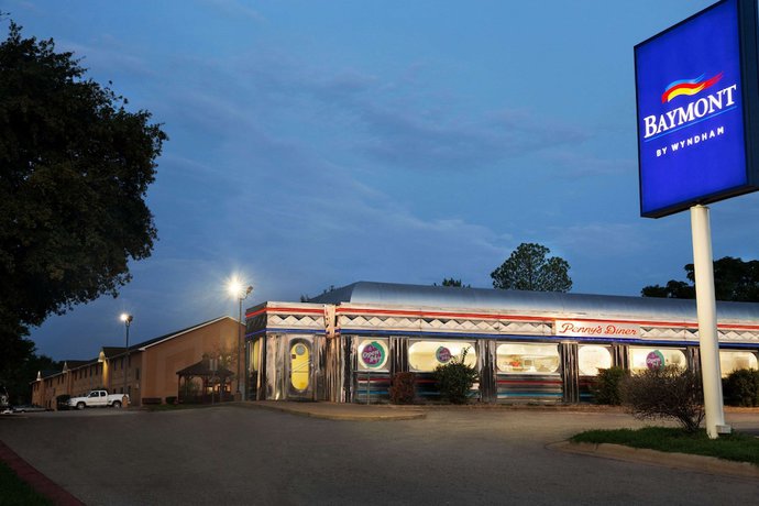 Imagen general del Hotel Baymont By Wyndham Hearne. Foto 4